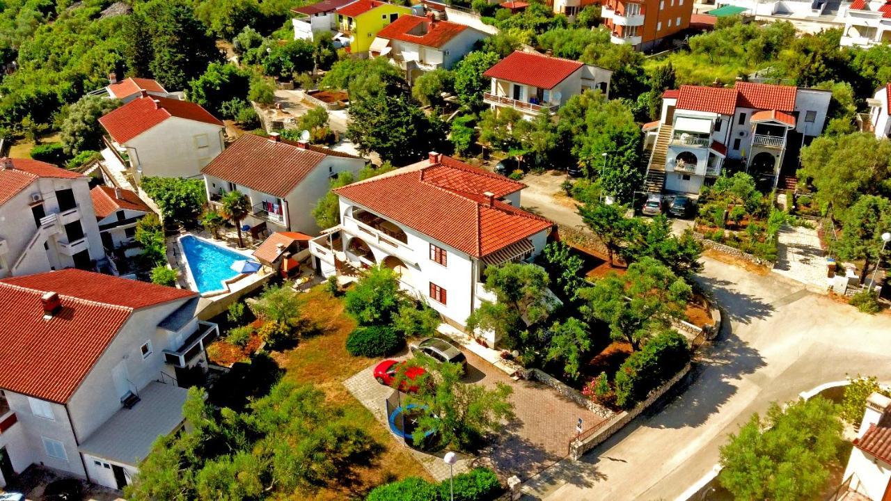 Belvedere Apartments Krk Town Exterior foto